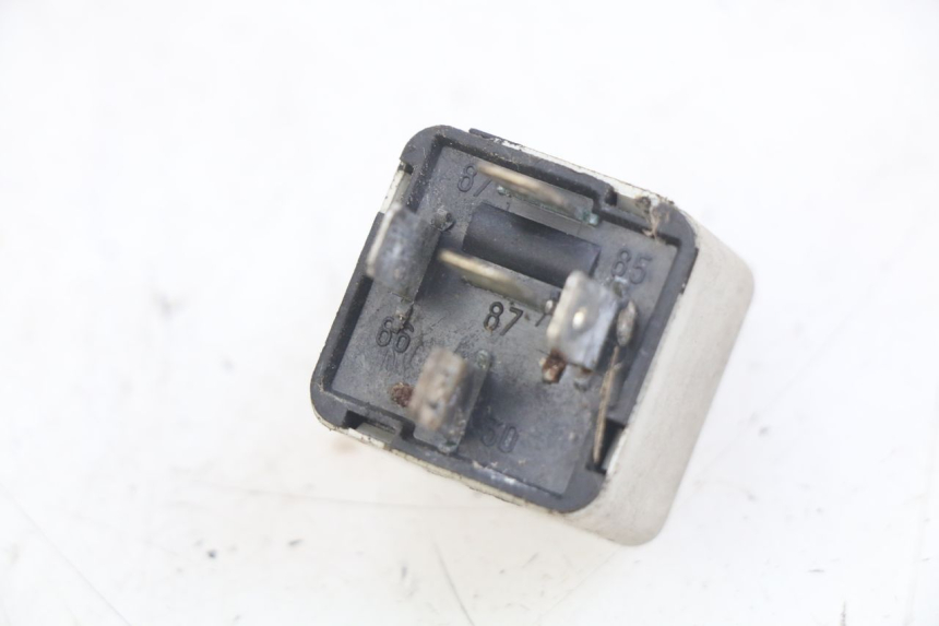 photo de RELAIS ELECTRIQUE PIAGGIO X9 EVOLUTION 125 (2003 - 2007) - Zoom état d’usage