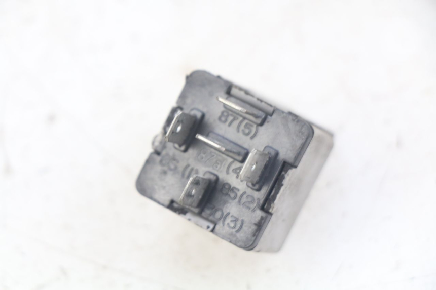 photo de RELAIS ELECTRIQUE PIAGGIO XEVO - X EVO 125 (2007 - 2017) - Zoom état d’usage