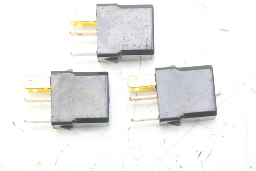 photo de RELAIS ELECTRIQUE YAMAHA XP T-MAX TMAX 500 (2004 - 2007) - Vue principale