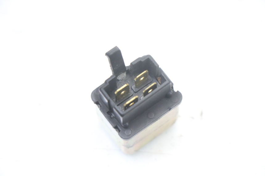 photo de RELAIS ELECTRIQUE YAMAHA BW'S NG NEXT GENERATION 50 (1996 - 2003) - Détail de la pièce