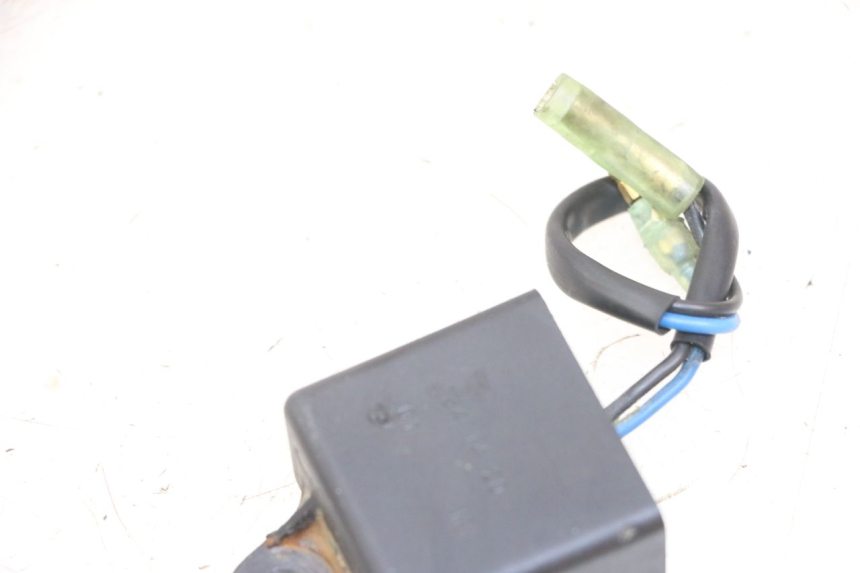 photo de RELAIS ELECTRIQUE YAMAHA NEO'S NEOS 2T EASY 50 (2013 - 2016) - Détail de la pièce