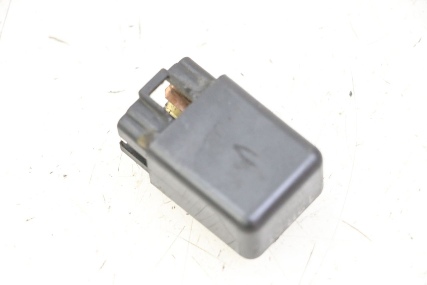 photo de RELAIS ELECTRIQUE YAMAHA SR 125 (1982 - 2003) - Zoom état d’usage