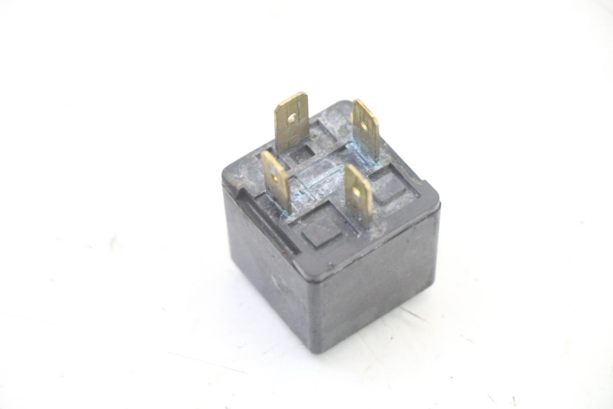 photo de RELAIS ELECTRIQUE YAMAHA TZR 50 (2008 - 2016) - Zoom état d’usage