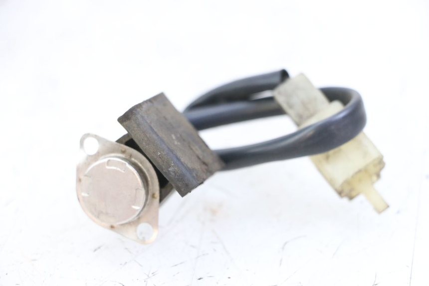 photo de RELAIS ELECTRIQUE YAMAHA XVS DRAG STAR DRAGSTAR 650 (1997 - 2007) - Détail de la pièce