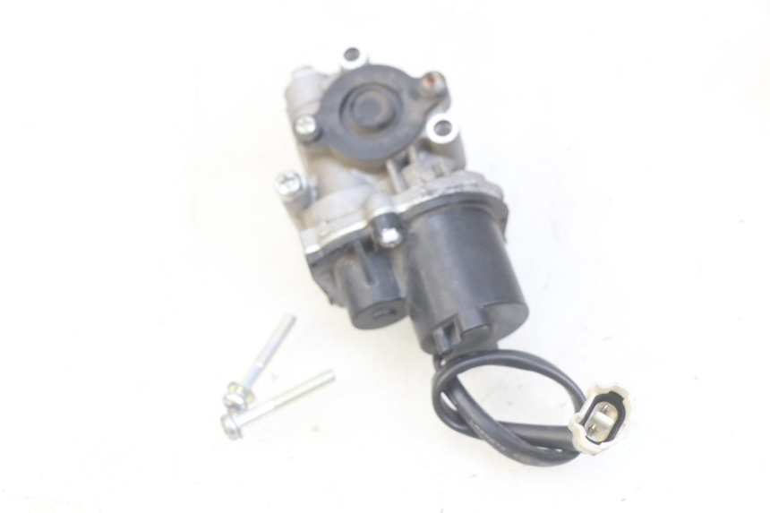 photo de RELAIS ELECTRIQUE YAMAHA YZF R1 1000 (2007 - 2008) - Zoom état d’usage