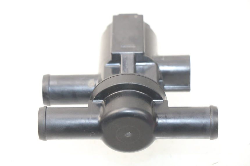 photo de RELAIS ELECTRIQUE KAWASAKI Z Z900 900 (2017 - 2019) - Autre angle de vue