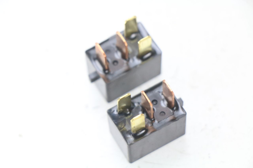 photo de RELAIS ELECTRIQUE UNIVERSAL BIKE ZN50QT-11B 50 (2018 - 2021) - Zoom état d’usage