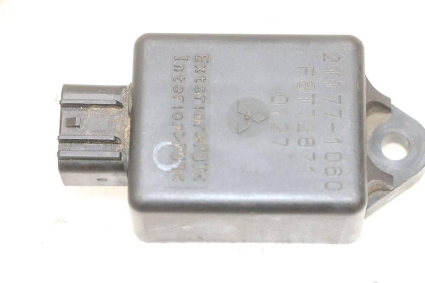 photo de RELAIS ELECTRIQUE KAWASAKI ZR 7 750 (1999 - 2004) - Vue principale