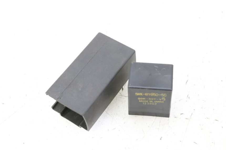 photo de RELAIS POMPE À ESSENCE YAMAHA MT-07 MT07 ABS 700 (2014 - 2017) - Détail de la pièce