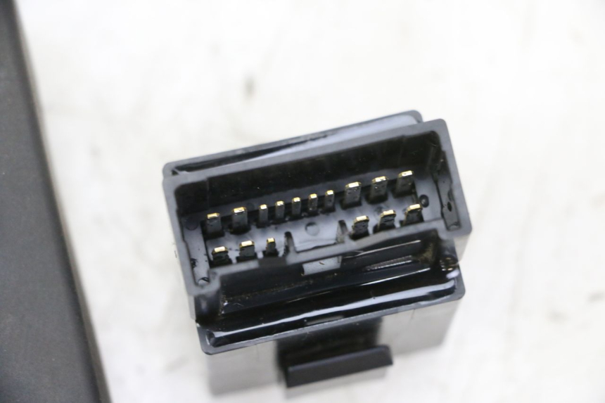 photo de RELAIS POMPE À ESSENCE YAMAHA MT-07 MT07 ABS 700 (2014 - 2017) - Autre angle de vue