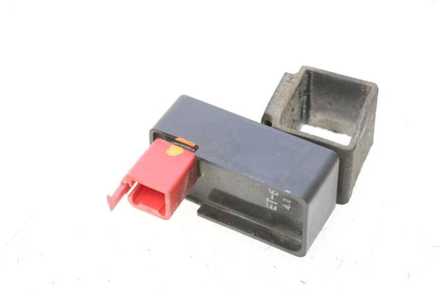 photo de RELAIS POMPE À ESSENCE HONDA ST PAN EUROPEAN 1100 (1990 - 2002) - Zoom état d’usage
