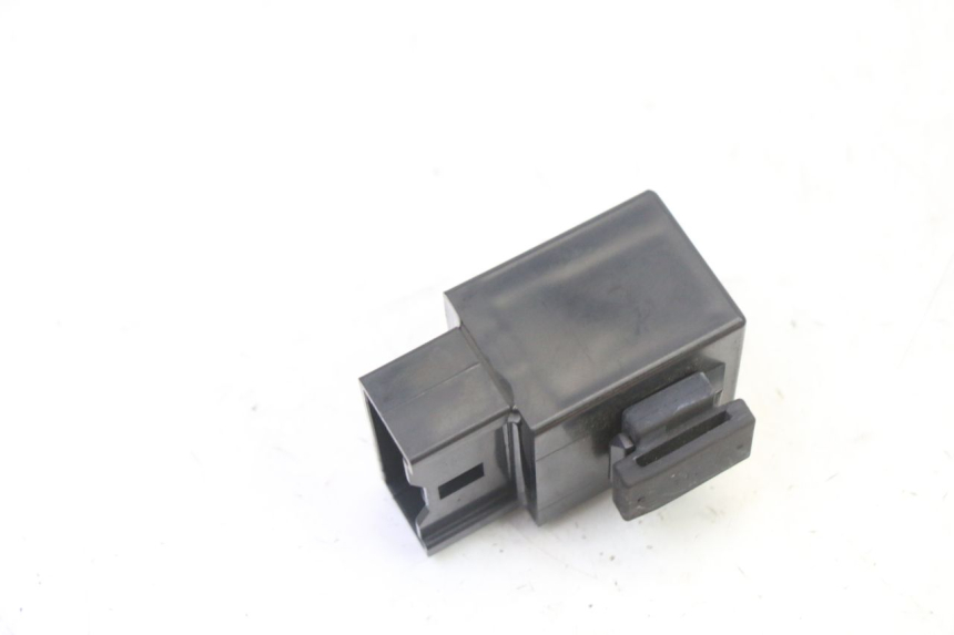 photo de RELAIS POMPE À ESSENCE YAMAHA XJ6 ABS 600 (2008 - 2016) - Détail de la pièce
