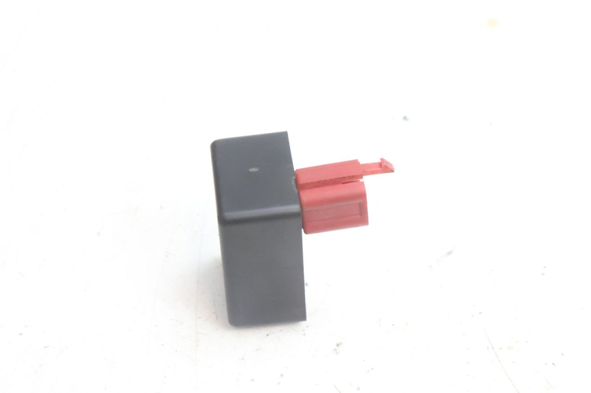 photo de RELAIS POMPE À ESSENCE KAWASAKI ZZR 600 (1995 - 2004) - Autre angle de vue