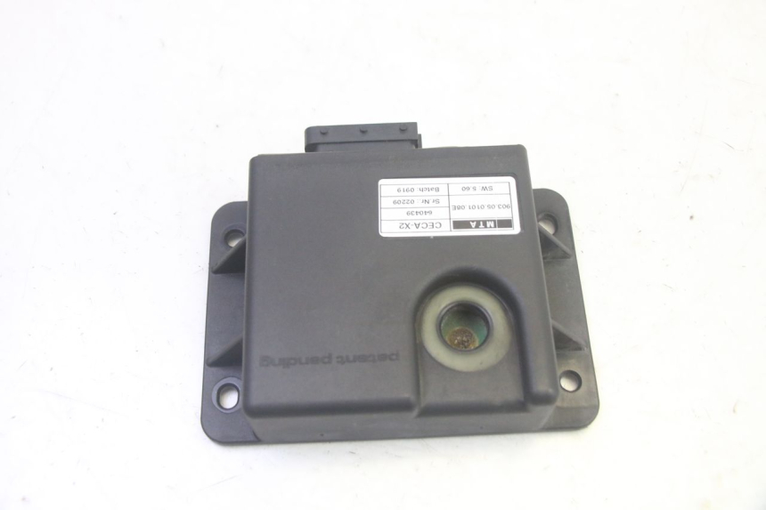 photo de RELAIS ROLL LOCK PIAGGIO MP3 HPE 350 (2018 - 2020) - Zoom état d’usage
