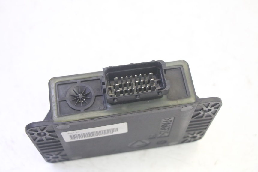 photo de RELAIS ROLL LOCK PIAGGIO MP3 HPE 350 (2018 - 2020) - Vue d’ensemble