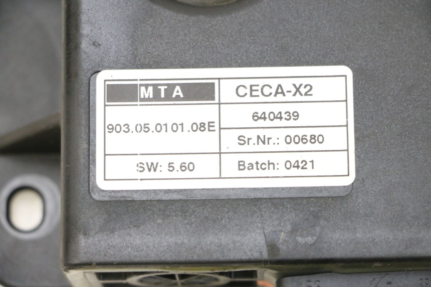 photo de RELAIS ROLL LOCK PIAGGIO MP3 HPE 300 (2019 - 2026) - Points de fixation