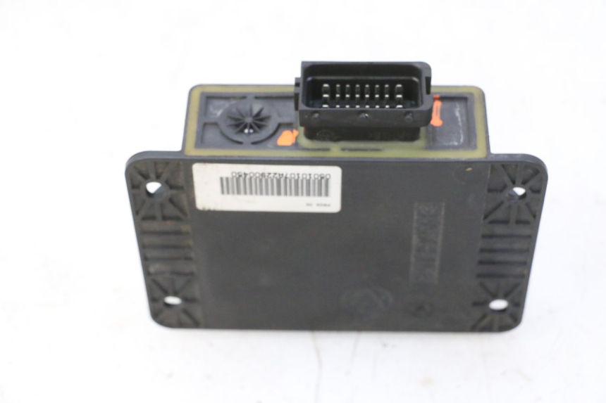 photo de RELAIS ROLL LOCK PIAGGIO MP3 RL 250 (2006 - 2010) - Zoom état d’usage