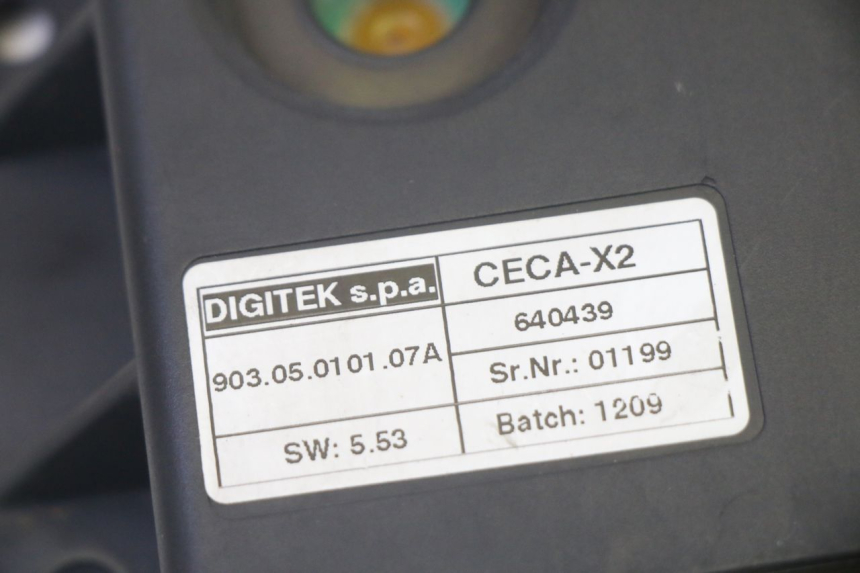 photo de RELAIS ROLL LOCK PIAGGIO MP3 RL 250 (2006 - 2010) - Détail de la pièce