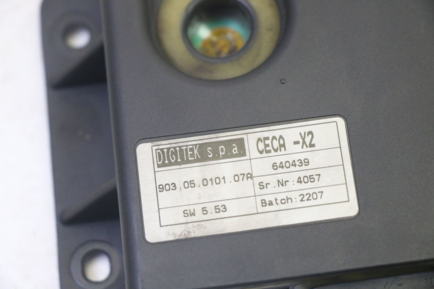 photo de RELAIS ROLL LOCK PIAGGIO MP3 125 (2006 - 2014) - Détail de la pièce