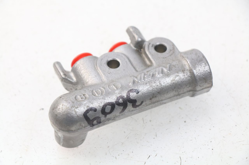 photo de REPARTITEUR FREIN SUZUKI BURGMAN 125 (2007 - 2014) - Détail de la pièce