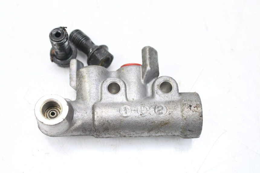 photo de REPARTITEUR FREIN HONDA FES S-WING SWING ABS 125 (2007 - 2015) - Détail de la pièce