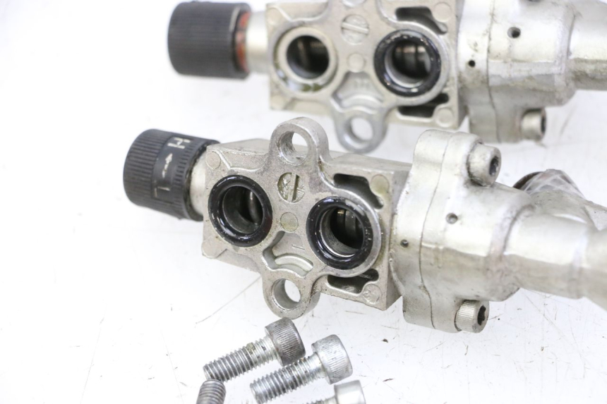 photo de REPARTITEUR FREIN YAMAHA FJ 36Y 1100 (1984 - 1985) - Zoom état d’usage