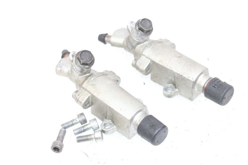 photo de REPARTITEUR FREIN YAMAHA FJ 36Y 1100 (1984 - 1985) - Vue d’ensemble