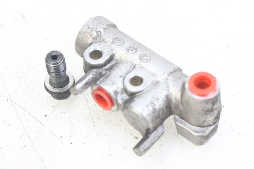 photo de REPARTITEUR FREIN HONDA FJS SILVERWING SILVER WING 400 (2009 - 2016) - Zoom état d’usage