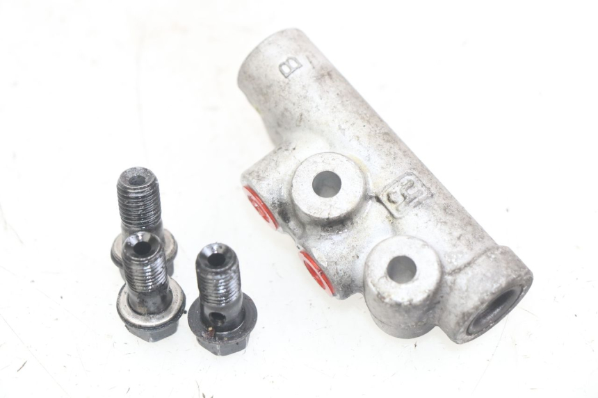 photo de REPARTITEUR FREIN SYM GTS EFI 125 (2012 - 2016) - Zoom état d’usage