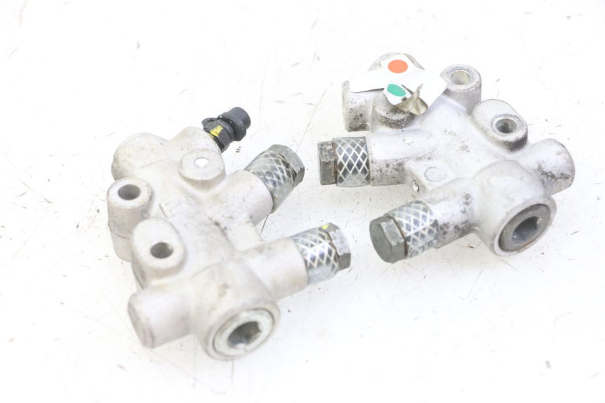 photo de REPARTITEUR FREIN PIAGGIO IE MP3 YOURBAN 300 (2011 - 2016) - Autre angle de vue