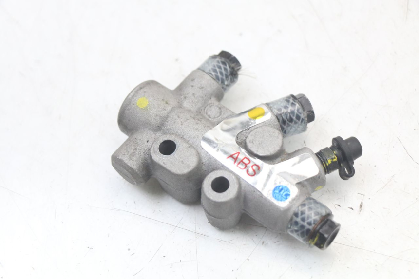 photo de REPARTITEUR FREIN PIAGGIO MP3 HPE 350 (2018 - 2020) - Vue d’ensemble