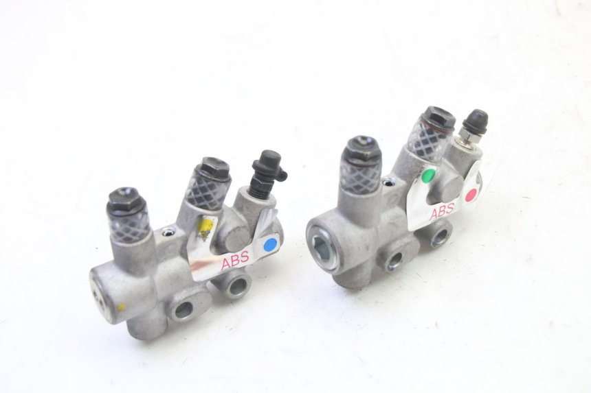 photo de REPARTITEUR FREIN PIAGGIO MP3 HPE 310 (2024 - 2025) - Zoom état d’usage