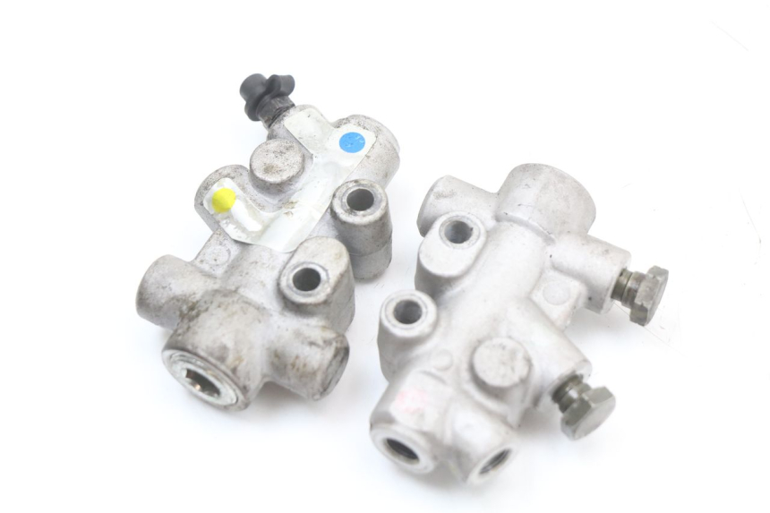 photo de REPARTITEUR FREIN PIAGGIO MP3 LT 400 (2007 - 2012) - Détail de la pièce