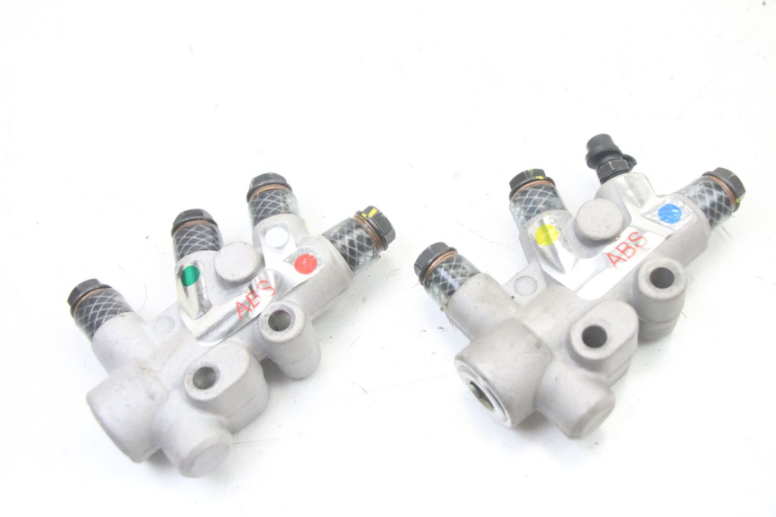 photo de REPARTITEUR FREIN PIAGGIO MP3 500 (2014 - 2017) - Zoom état d’usage