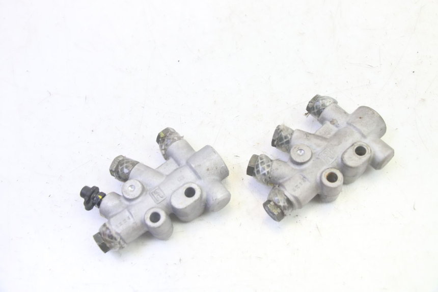 photo de REPARTITEUR FREIN PIAGGIO MP3 RL 250 (2006 - 2010) - Vue principale