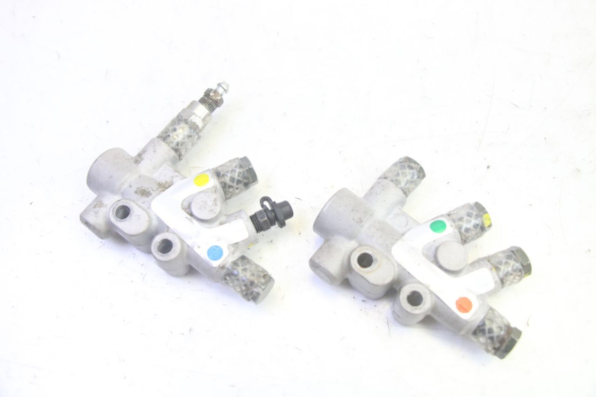 photo de REPARTITEUR FREIN PIAGGIO MP3 RL 250 (2006 - 2010) - Vue principale