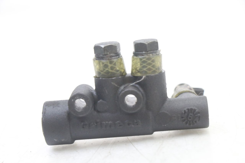 photo de REPARTITEUR FREIN APRILIA SCARABEO GT TOURING 125 (1999 - 2005) - Détail de la pièce