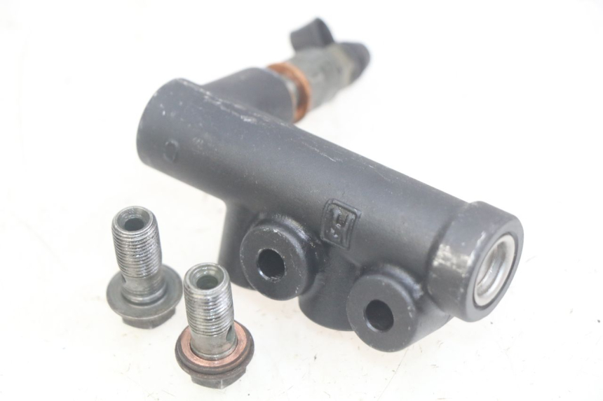 photo de REPARTITEUR FREIN APRILIA SCARABEO LIGHT 125 (2007 - 2011) - Vue principale