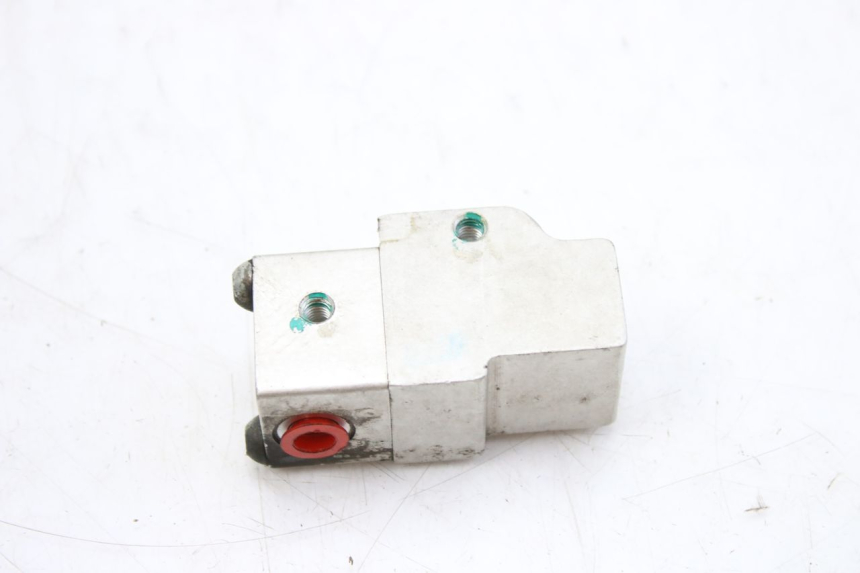 photo de REPARTITEUR FREIN PEUGEOT TWEET 125 (2010 - 2017) - Zoom état d’usage