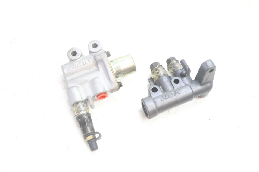 photo de REPARTITEUR FREIN HONDA VFR FI RC46 800 (1998 - 2001) - Vue principale