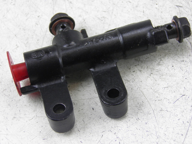 photo de REPARTITEUR FREIN YAMAHA XJ F 900 (1983 - 1994) - Zoom état d’usage