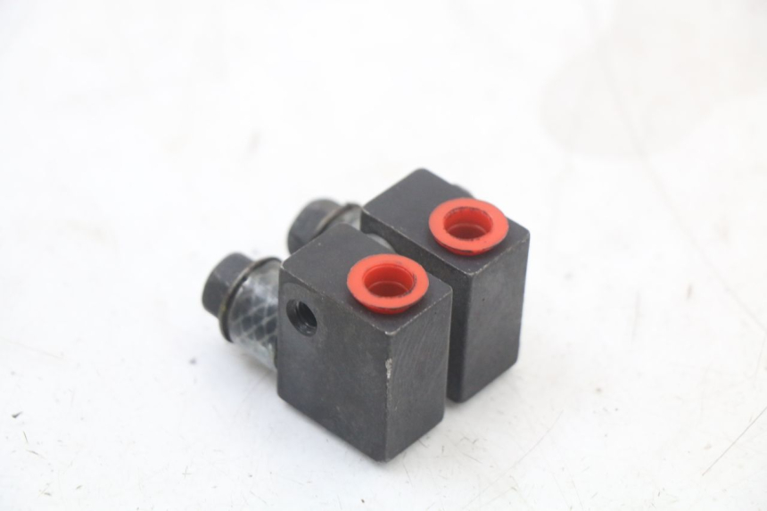 photo de REPARTITEUR FREIN YAMAHA XJ6 ABS 600 (2008 - 2016) - Autre angle de vue