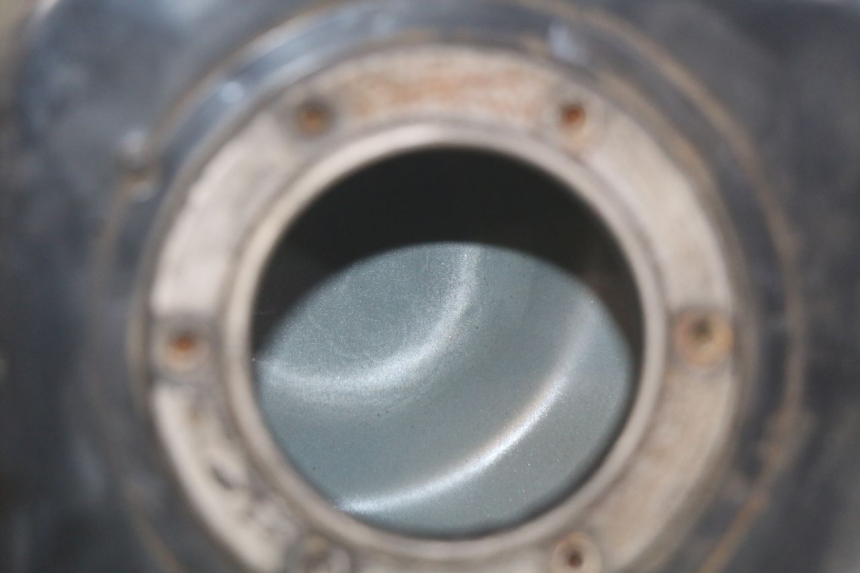 photo de RESERVOIR ESSENCE KYMCO AGILITY 16+ 4T 50 (2018 - 2023) - Autre angle de vue