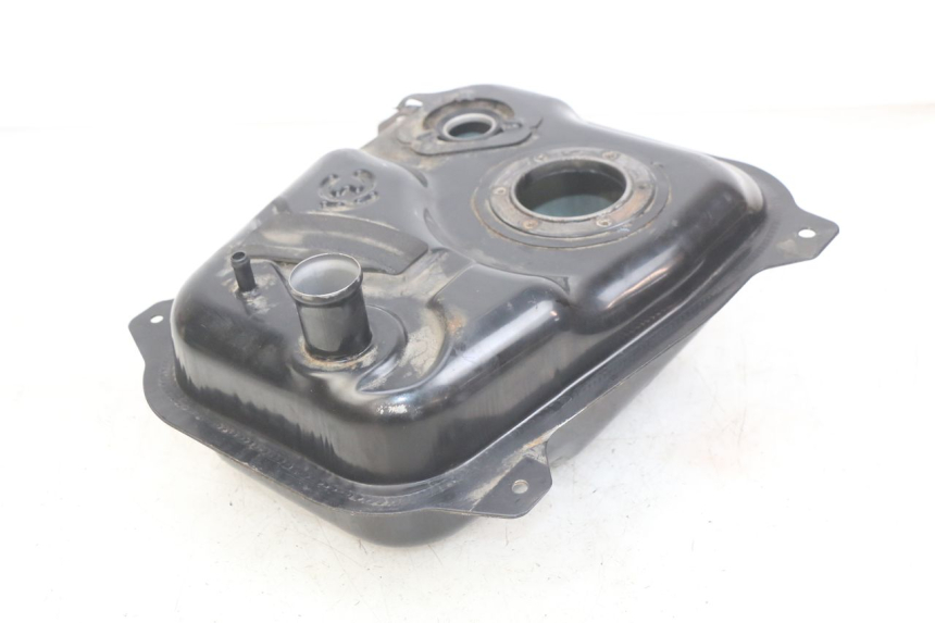 photo de RESERVOIR ESSENCE KYMCO AGILITY 16+ 4T 50 (2018 - 2023) - Vue d’ensemble