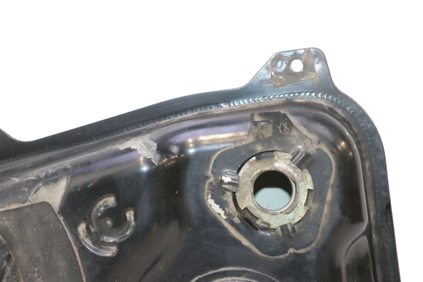 photo de RESERVOIR ESSENCE KYMCO AGILITY 16+ 4T 50 (2018 - 2023) - Zoom état d’usage