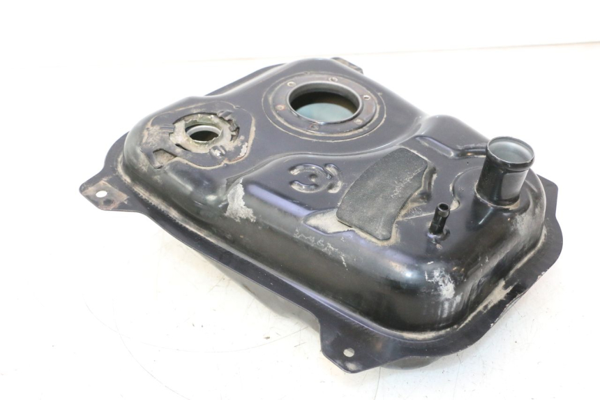 photo de RESERVOIR ESSENCE KYMCO AGILITY 16+ 4T 50 (2018 - 2023) - Vue d’ensemble