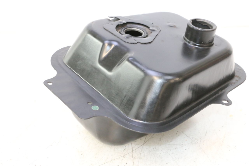 photo de RESERVOIR ESSENCE KYMCO AGILITY 4T 50 (2005 - 2018) - État de surface