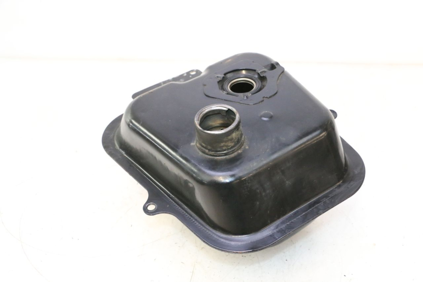 photo de RESERVOIR ESSENCE KYMCO AGILITY PREMIUM 50 (2007 - 2010) - Points de fixation