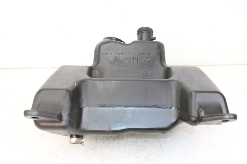 photo de RESERVOIR ESSENCE APRILIA SR MOTARD 50 (2012 - 2018) - Détail de la pièce