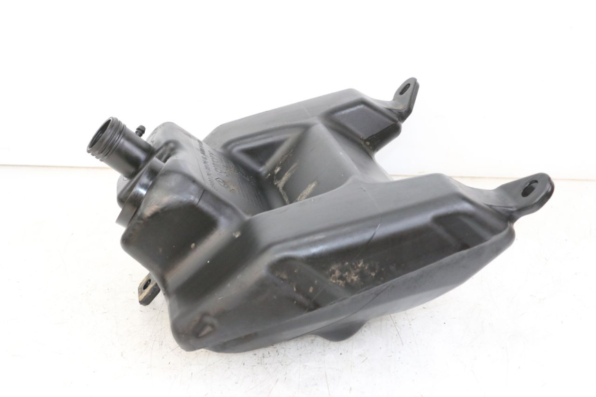 photo de RESERVOIR ESSENCE APRILIA SR MOTARD 50 (2012 - 2018) - Zoom état d’usage